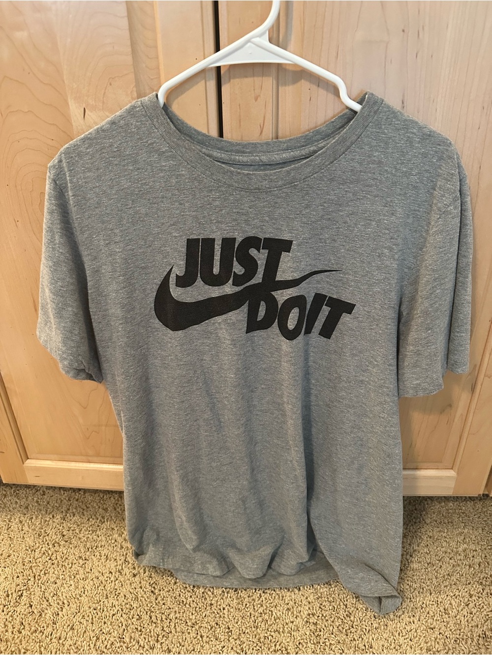 Nike Heather Gray Short Sleeve Tee with Black 'Just Do It' Graphic